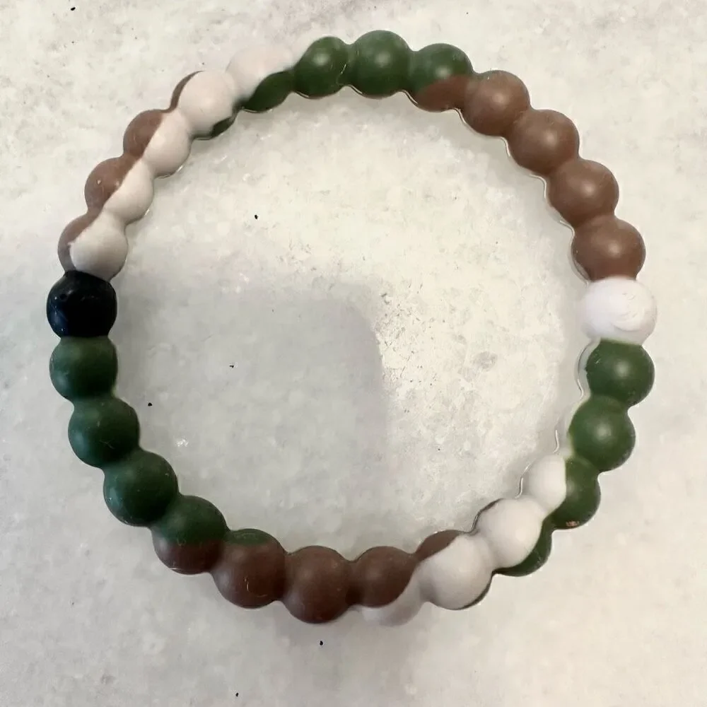 NWOT Lokai Camouflage Print World Wild Life Bangle Bracelet Green Brown OS